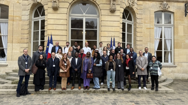 25-11-07 10-52-22 2745